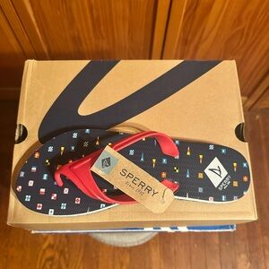 “Sperry” women’s navy nautical print thongs🩴